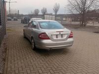 Gebraucht Mercedes CLK320 218 PS (160 kW) 2002 Silber Coupé