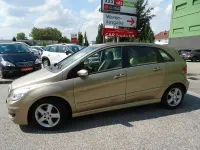Gebraucht Mercedes B200 140 PS (102 kW) 2007 Gold Van / Kleinbus