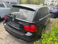 Usata BMW 320 Lifestyle 170 CV (125 kW) 2011 Nero Station wagon