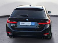 Gebraucht BMW 318 156 PS (114 kW) 2022 Schwarz Kombi