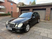 Gebraucht Mercedes E220 170 PS (125 kW) 2006 Schwarz Kombi