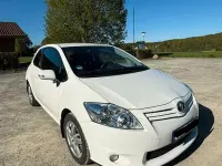 Brugt Toyota Auris 99 HK (72 kW) 2010 Hvid Hatchback
