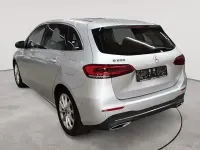 Gebraucht Mercedes B200 Progressive 163 PS (119 kW) 2021 Silber Kleinwagen