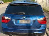 Gebraucht BMW 325 197 PS (144 kW) 2007 Blau Kombi