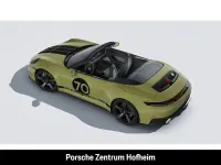 Neu Porsche 992 541 PS (397 kW) 2026 Gruen Cabrio
