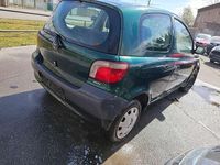 Gebraucht Toyota Yaris 68 PS (50 kW) 2002 Dark green mica Kleinwagen
