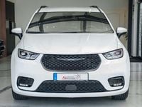 Używany Chrysler Pacifica Limited 291 KM (214 kW) 2023 Biały Minivan