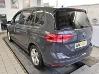 Używany VW Touran Active 150 KM (110 kW) 2022 Szary Minivan