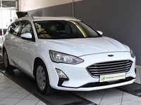 Gebraucht Ford Focus Cool & Connect 125 PS (91 kW) 2019 Weiß Limousine