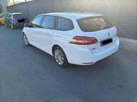 Gebraucht Peugeot 308 Active 110 PS (80 kW) 2020 Weiß Kombi