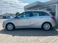Gebraucht Mercedes B180 122 PS (89 kW) 2012 Silber Van / Kleinbus