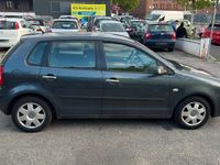 Second-hand VW Polo 64 CP (47 kW) 2002 Albastru Hatchback