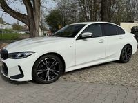 gebraucht BMW 318 i Sonder 50 JAHRE M HUD AHK LED NAV