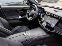 Gebraucht Mercedes E300 AMG 313 PS (230 kW) 2025 Weiss polarweiß Limousine