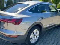 Second-hand Audi e-tron Sportback Basis 230 kW (313 CP) 2021 Gri SUV