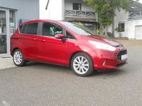 Gebraucht Ford B-MAX Titanium 125 PS (91 kW) 2017 Rubyrot (metallic) Van / Kleinbus