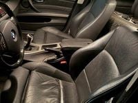 Gebraucht BMW 325 Sport Line 218 PS (160 kW) 2006 Grau Kombi