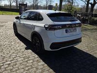 Gebraucht VW Taigo R-line 150 PS (110 kW) 2023 Weiß SUV