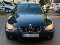 Second-hand BMW 525 177 CP (130 kW) 2006 Albastru Berlinǎ