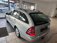 Gebraucht Mercedes C220 Classic 143 PS (105 kW) 2003 Silber Limousine