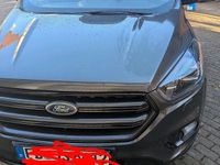 Gebraucht Ford Kuga 180 PS (132 kW) 2019 Grau SUV
