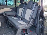 Gebraucht Ford Tourneo 170 PS (125 kW) 2017 Schwarz Van / Kleinbus