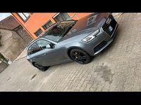 Gebraucht Audi A4 Basis 190 PS (139 kW) 2016 Grau Kombi