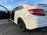 Gebraucht Mercedes CLC200 184 PS (135 kW) 2008 Weiß Kleinwagen