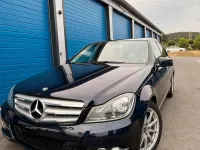 Gebraucht Mercedes C250 Avantgarde 204 PS (150 kW) 2012 Blau Limousine