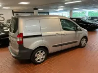 Gebraucht Ford Transit Trend 75 PS (55 kW) 2018 Polsrsilbermet (metallic) Van