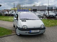 Gebraucht Renault Twingo Expression 58 PS (42 kW) 2002 Grau metallic Kleinwagen