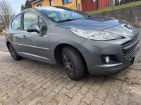 Gebraucht Peugeot 207 Filou 74 PS (54 kW) 2010 Grau Kleinwagen