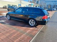 Gebraucht BMW 320 177 PS (130 kW) 2009 Schwarz Kombi