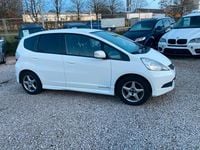 Gebraucht Honda Jazz 100 PS (73 kW) 2009 Weiß Kleinwagen