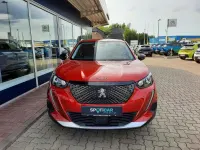 Gebraucht Peugeot 2008 Allure 131 PS (96 kW) 2022 Rot SUV