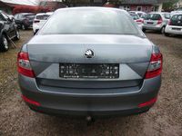 Gebraucht Skoda Octavia Ambition 86 PS (63 kW) 2013 Grau Limousine