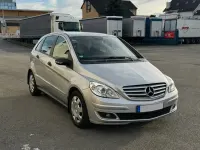 Gebraucht Mercedes B180 109 PS (80 kW) 2005 Silber Van / Kleinbus
