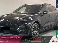 Gebraucht Porsche Macan 4 Electric 300 kW (408 PS) 2025 Tiefschwarz SUV