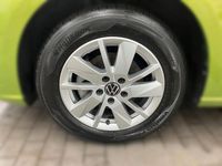 Gebraucht VW Caddy Life 102 PS (75 kW) 2024 Grün Van / Kleinbus