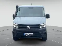 Gebraucht VW Crafter 177 PS (130 kW) 2024 Grau Van