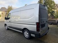 Neu Renault Master 170 PS (125 kW) 2025 Silber Van
