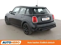 Gebraucht Mini ONE 102 PS (75 kW) 2021 Midnight black Kleinwagen