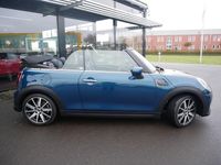Gebraucht Mini One Cabriolet 102 PS (75 kW) 2021 Grün Cabrio