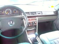 gebraucht Mercedes E300 124