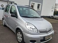 Gebraucht Toyota Yaris Verso Sol 84 PS (61 kW) 2003 Silber Van / Kleinbus
