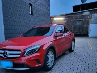 Gebraucht Mercedes GLA200 136 PS (100 kW) 2016 Rot SUV