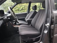 Gebraucht Mercedes E230 Classic 132 PS (97 kW) 1987 Schwarz Kombi