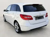 Gebraucht Mercedes B180 122 PS (89 kW) 2013 Calcitweiss/zirrusweiss Van / Kleinbus