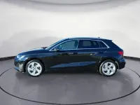 Gebraucht Audi A3 Ambiente 116 PS (85 kW) 2025 Schwarz Kombi