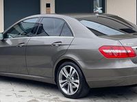 Second-hand Mercedes E250 204 CP (150 kW) 2009 Berlinǎ